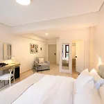 Kremasta Hotel