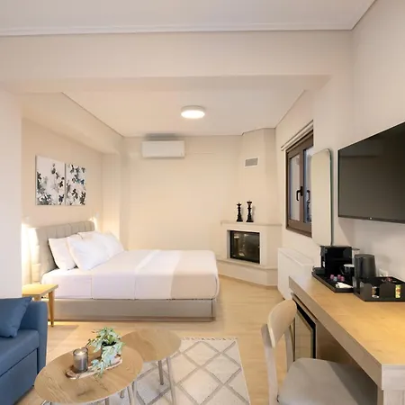 Kremasta Hotel