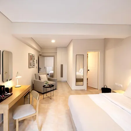 Kremasta Hotel Neokhorion